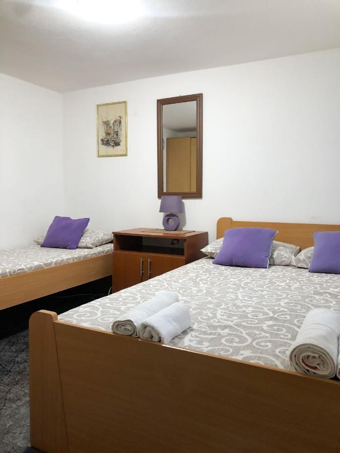 Apartments Moracanin Сутоморе Екстериор снимка