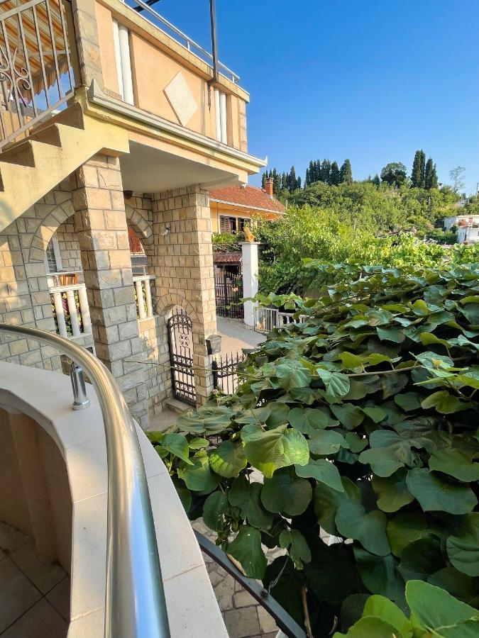 Apartments Moracanin Сутоморе Екстериор снимка