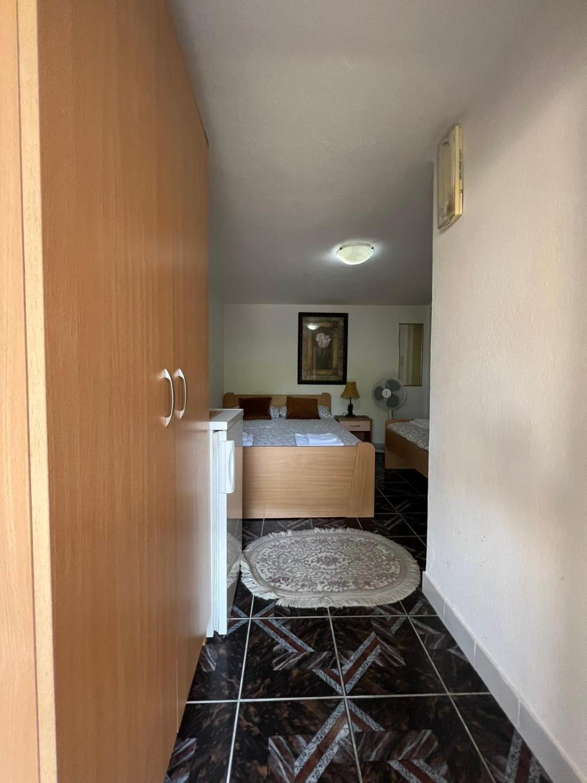 Apartments Moracanin Сутоморе Екстериор снимка